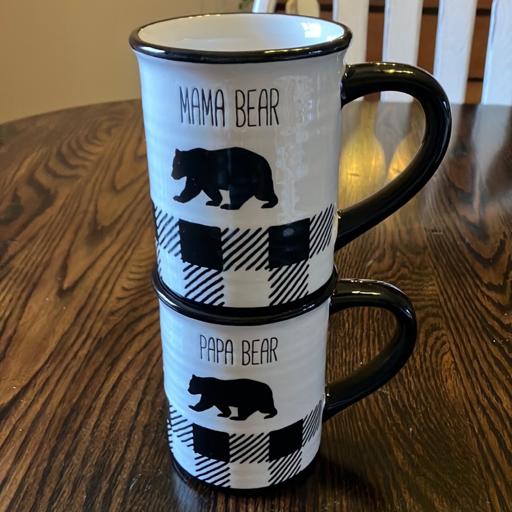 Set of Mama Bear and Papa Bear Mugs